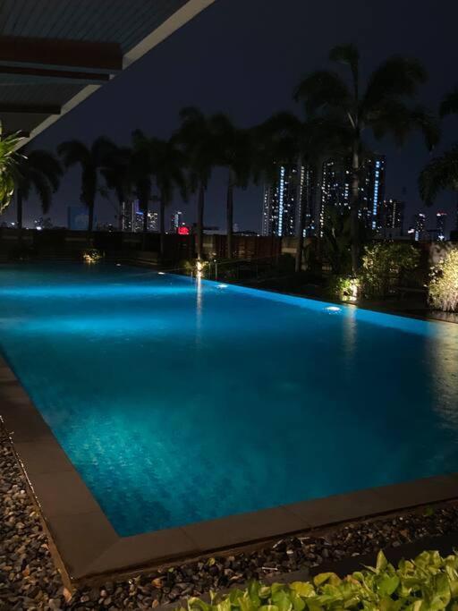 Baan Nonzee Condo Kingsize Bed Big Room In Sathorn Bangkok Exteriör bild